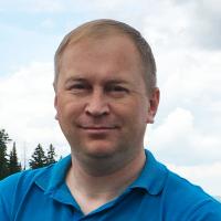 Антон Мартынов